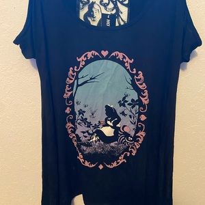 NWT Hot Topic Alice in Wonderland Shirt